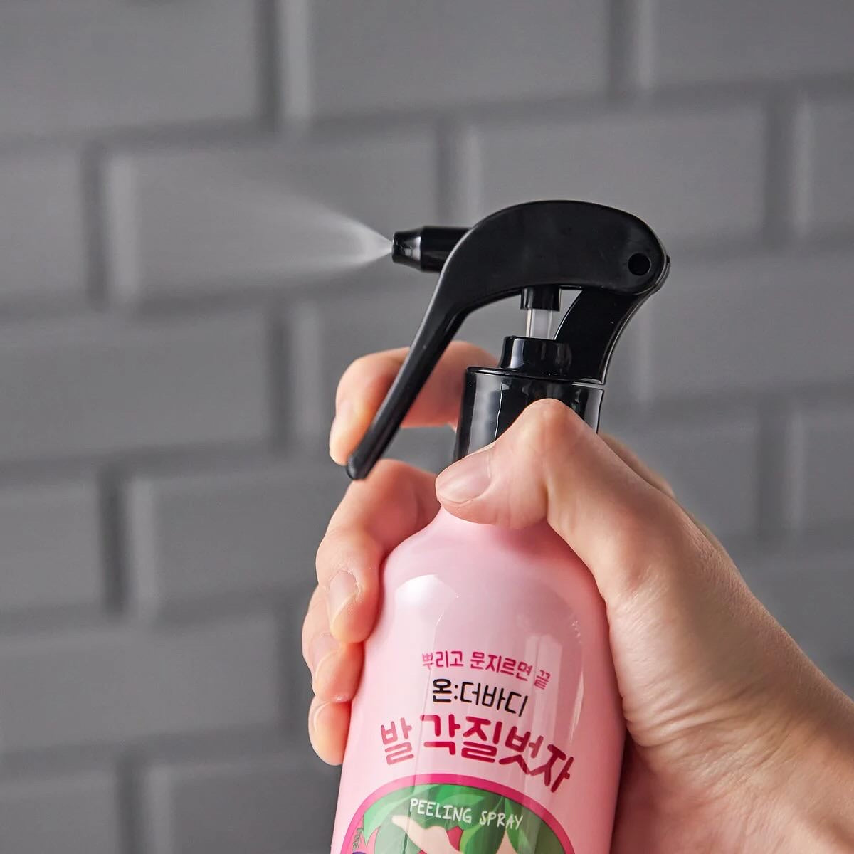 ON THE BODY 💖足嫩肌去角質噴霧