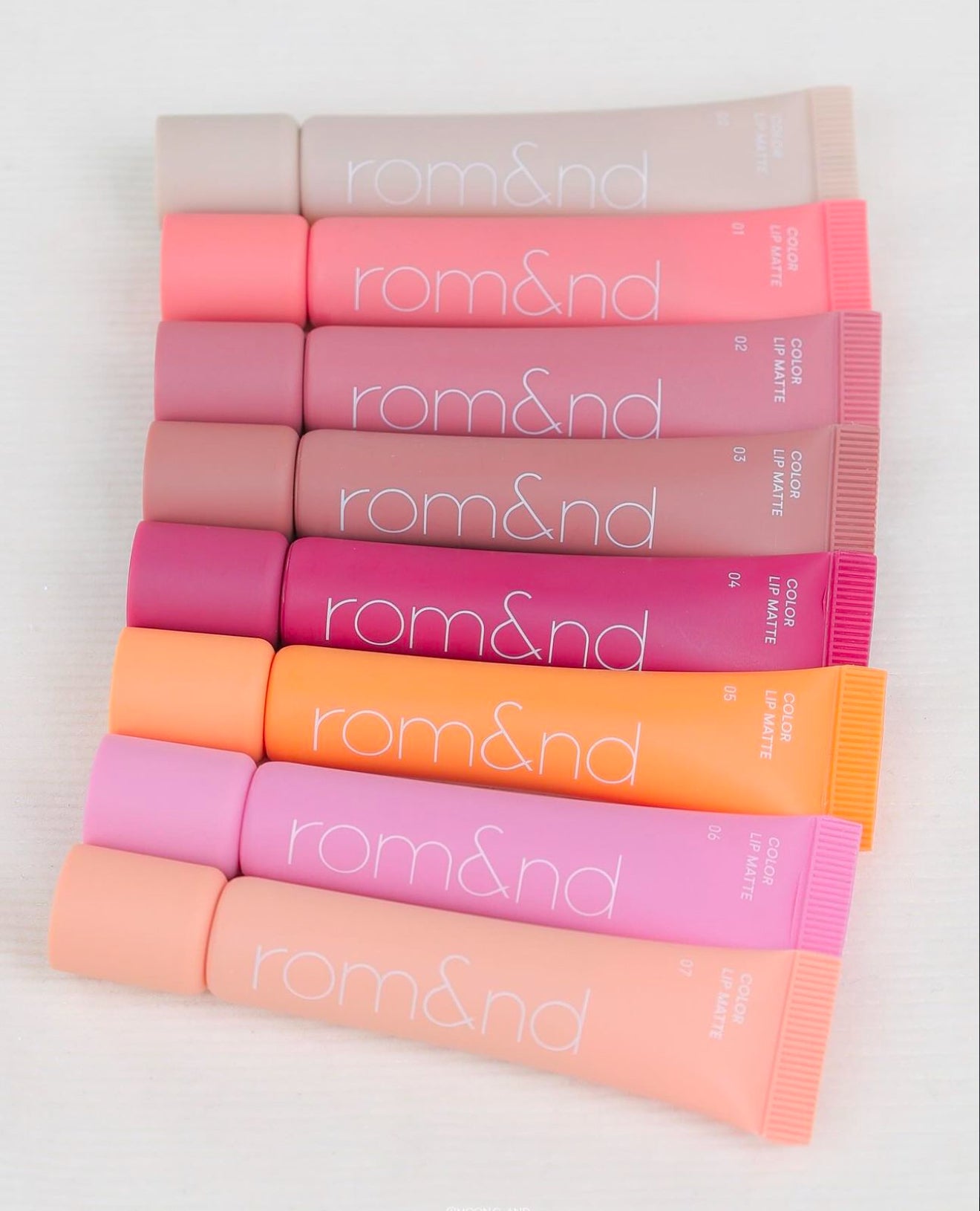 Romand 💗 絲絨霧面唇泥✨