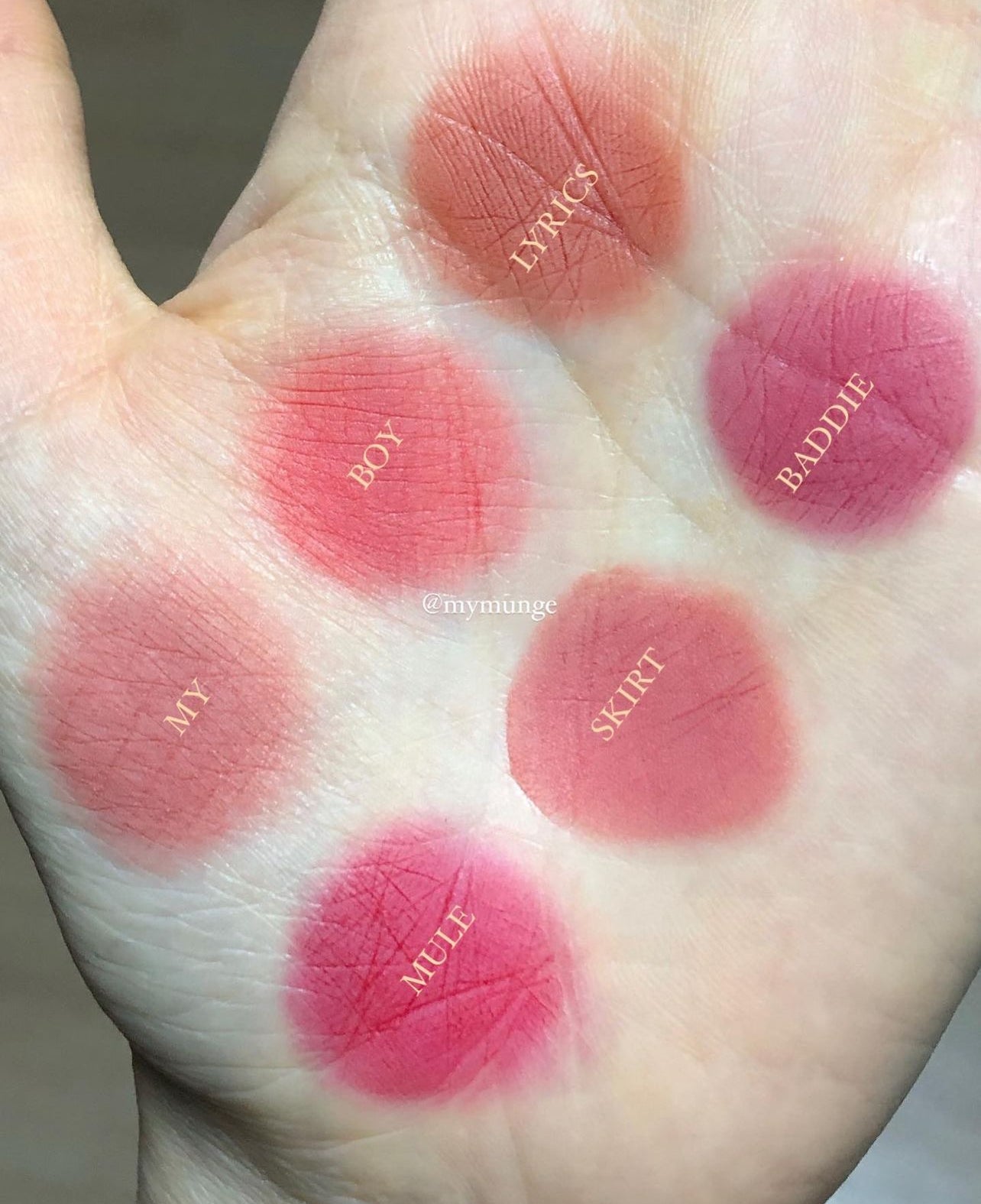 Fwee💗 柔霧布丁唇頰兩用霜