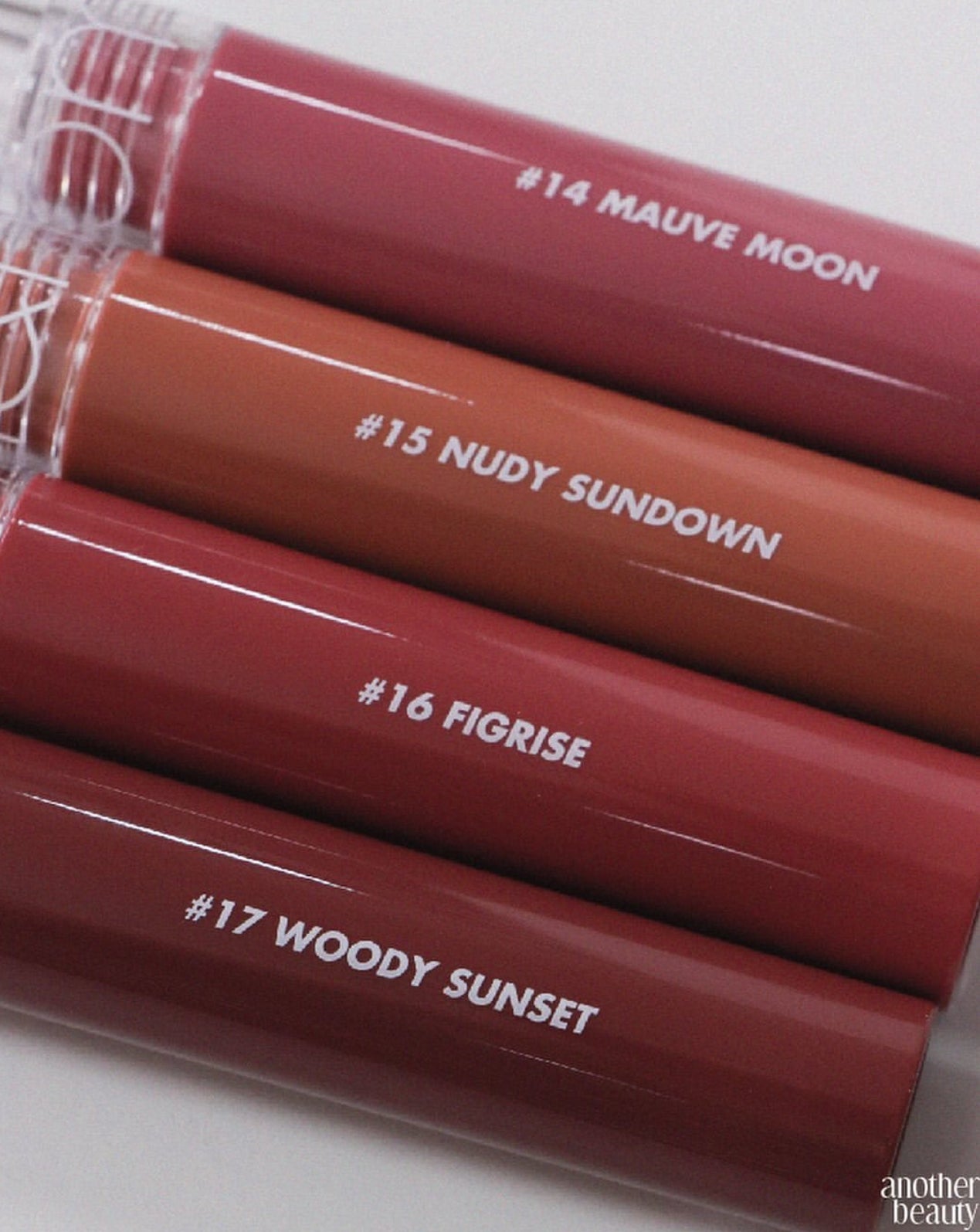 ROMAND 💍 GLASTING WATER TINT#玻璃水膜唇釉💫