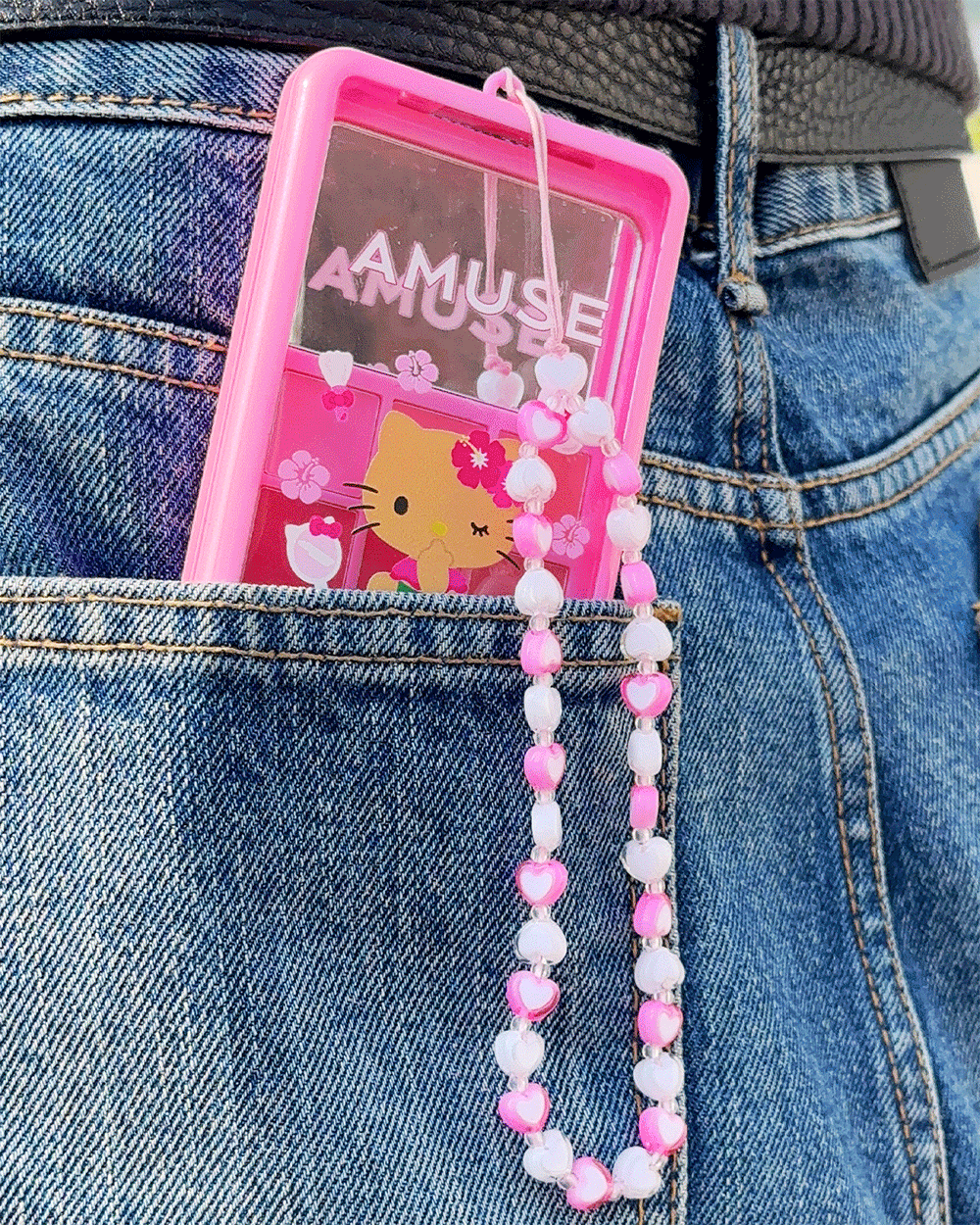 AMUSE × HelloKitty 🌺 多功能唇頰彩妝盤