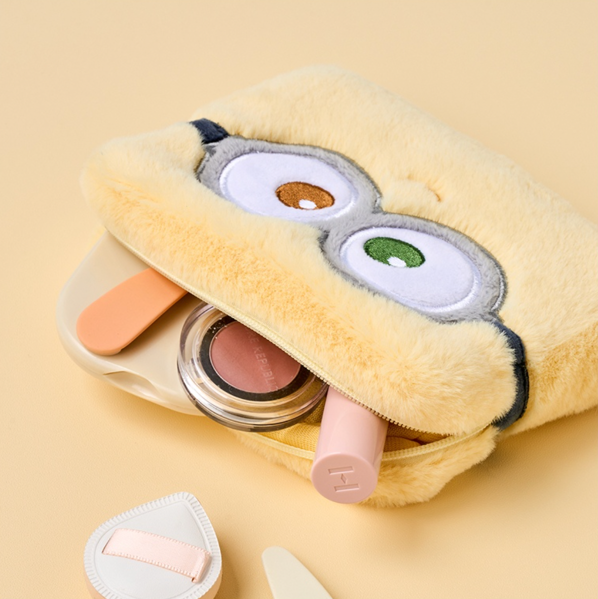 Butter Shop X Minions ⭐️ 合作款 - 化妝收納包✨