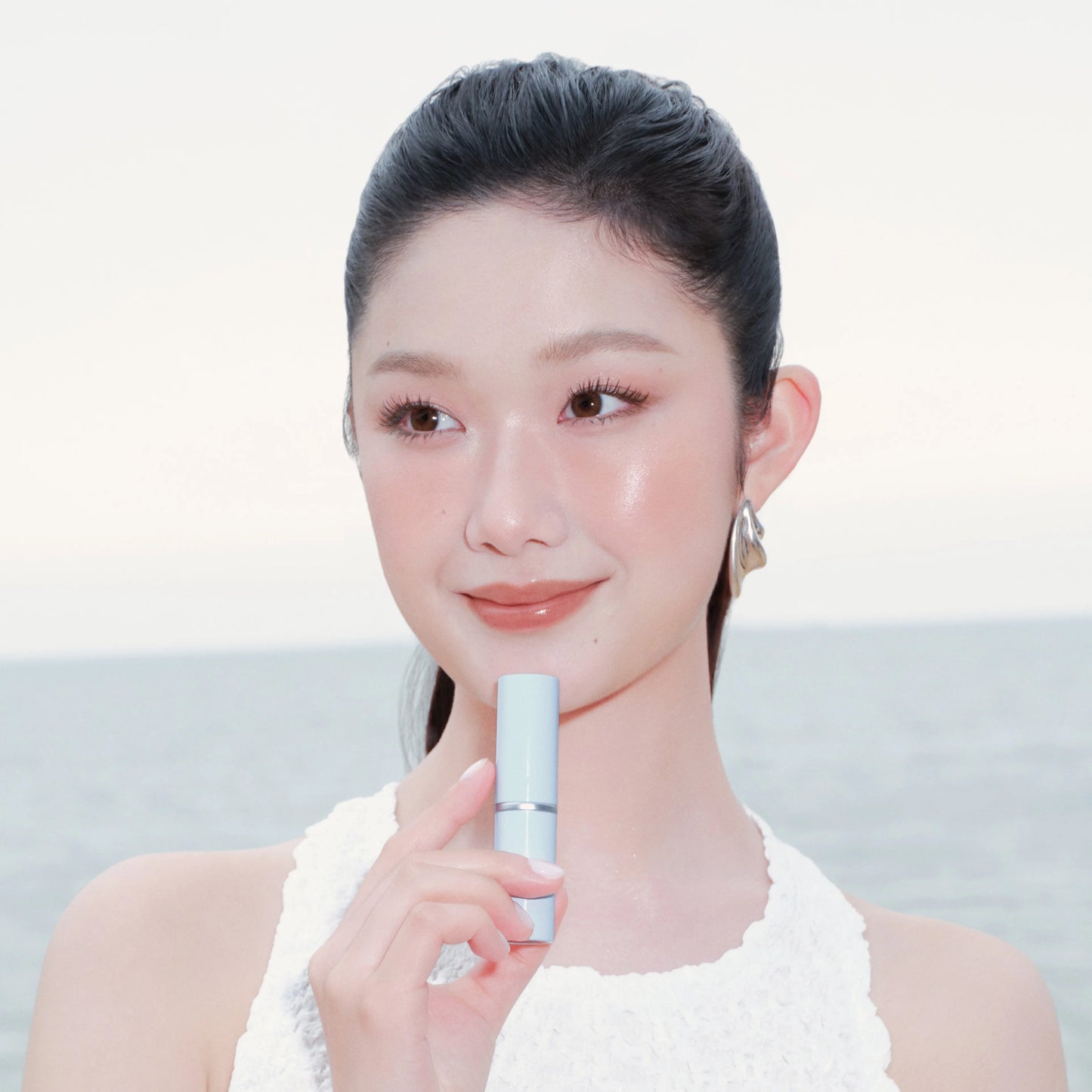 送手指粉撲｜Hince x CHILL VOYAGE系列 🌊透亮高光打亮棒
